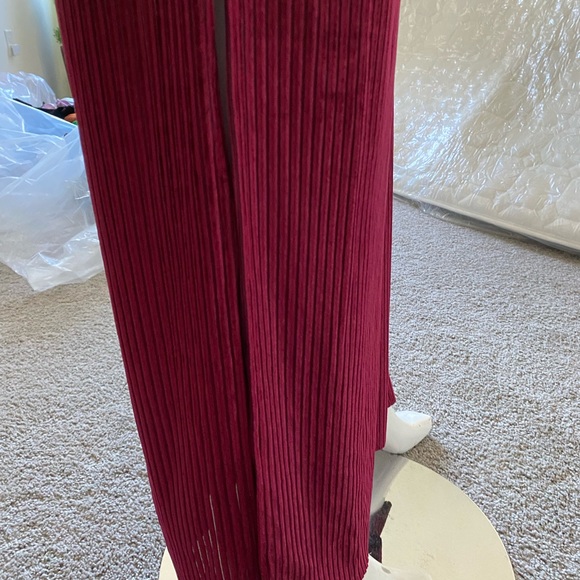 FOREVER 21 BURGUNDY RIBBED HALTER MAXI DRESS SIZE S NWT - Picture 5 of 8